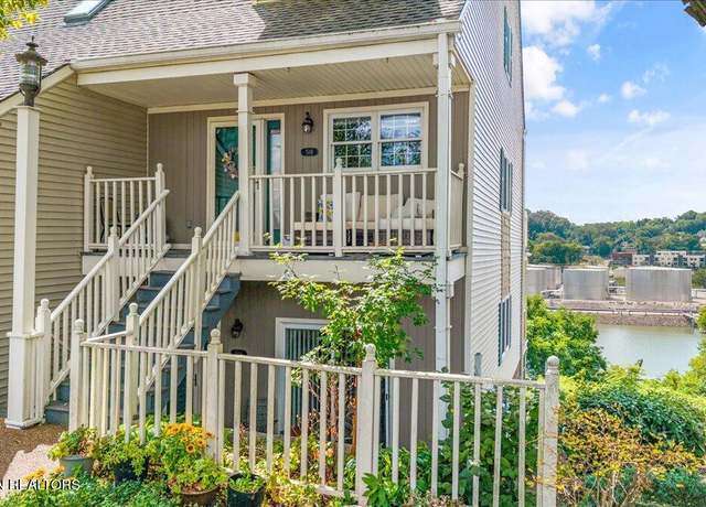 Property at 516 Riverfront Way, Knoxville, TN 37915, 2 beds, 2.5 baths