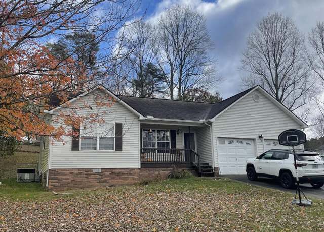 Property at 1201 Martin Ln, Lafollette, TN 37766, 3 beds, 2 baths