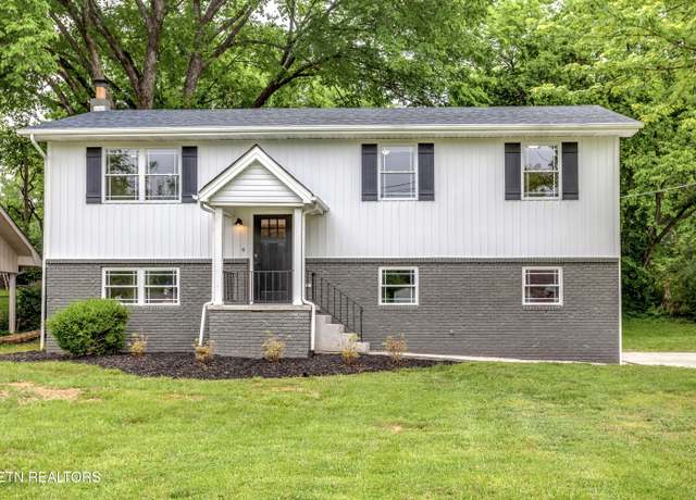 Property at 7605 Hawthorne Dr, Knoxville, TN 37919, 4 beds, 2.5 baths