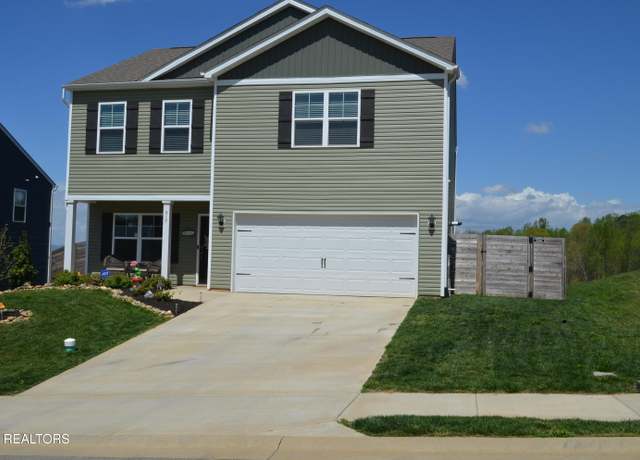 Property at 517 Cliff St, Morristown, TN 37814, 3 beds, 2.5 baths