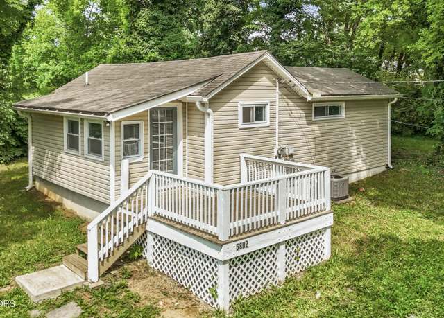 Property at 5802 N Broadway St, Knoxville, TN 37918, 1 bed, 2 baths