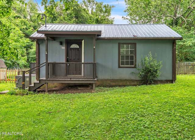 Property at 1005 Drive D, Knoxville, TN 37920, 2 beds, 1 bath