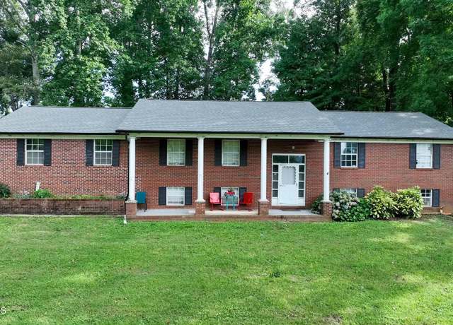Property at 145 Linwood Dr, Sweetwater, TN 37874, 3 beds, 2 baths