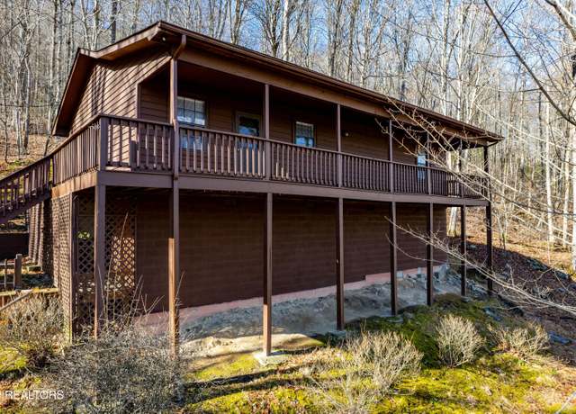 Property at 1061 Old Cades Cove Rd, Townsend, TN 37882, 3 beds, 2 baths