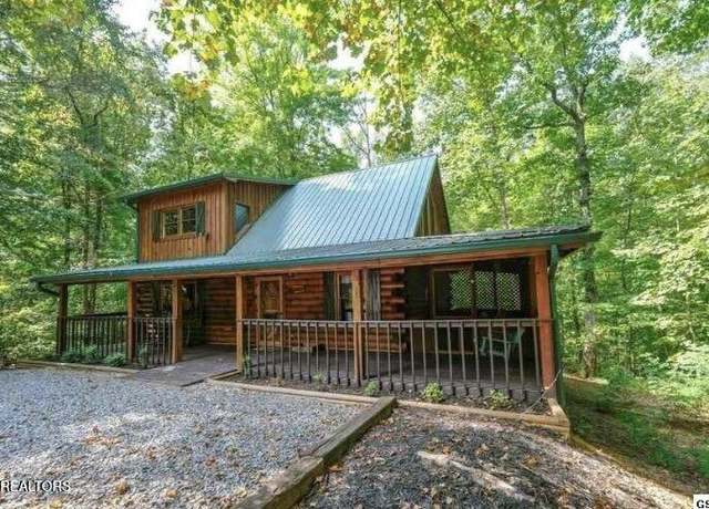 Property at 1011 Elm Cir, Sevierville, TN 37876, 2 beds, 2 baths