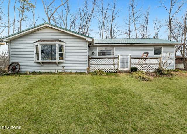 Property at 1928 Bouldercrest Dr, Dandridge, TN 37725, 2 beds, 1 bath