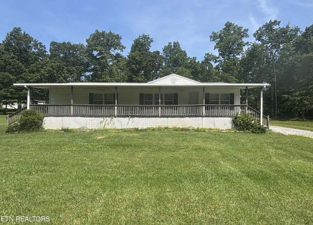 Property at 4044 Saponac Dr, Crossville, TN 38572, 3 beds, 2 baths