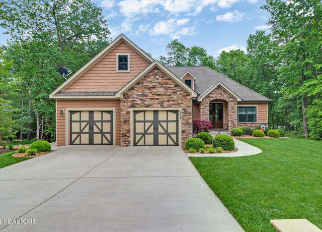 Property at 104 Abbey Pl, Crossville, TN 38558, 3 beds, 2 baths