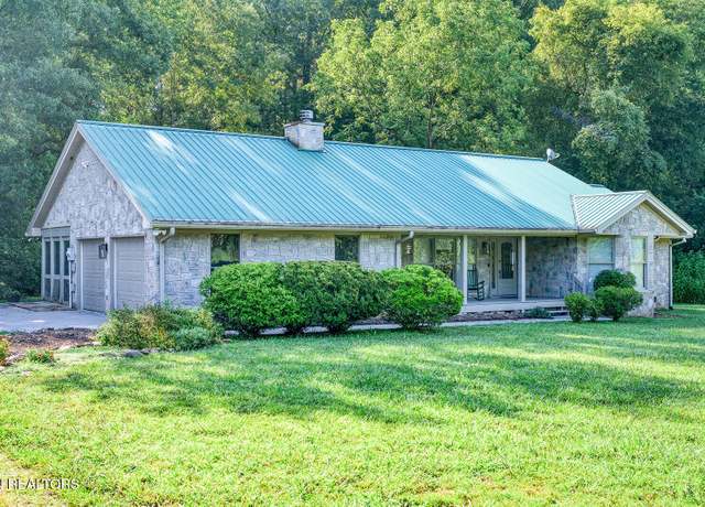 Property at 526 Lizzie Ln, Townsend, TN 37882, 2 beds, 2 baths