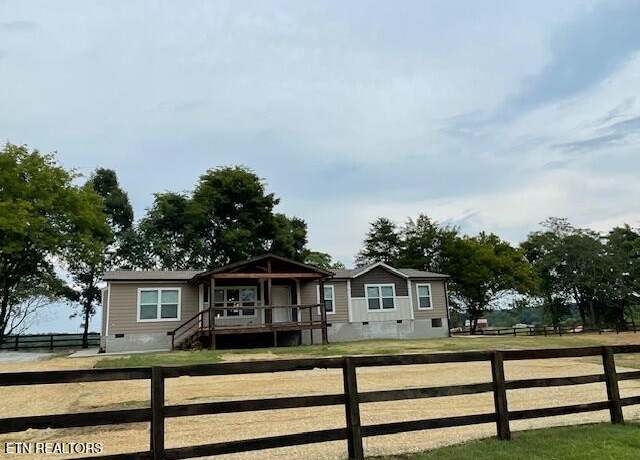 Property at 215 Lees Chapel Road Rd, Sweetwater, TN 37874, 4 beds, 2 baths