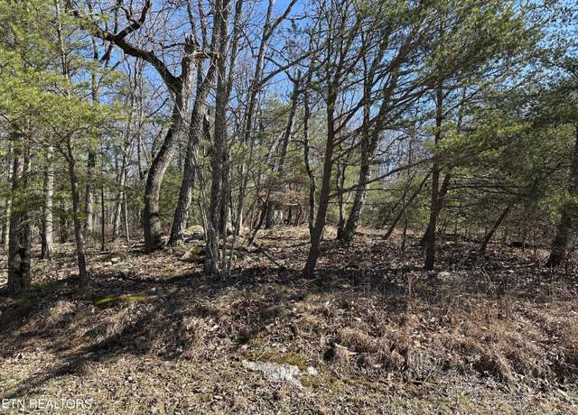 Property at 184 Trentwood Dr, Crossville, TN 38558
