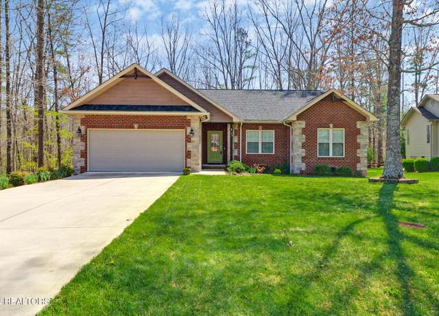 Property at 133 Malvern Rd, Crossville, TN 38558, 3 beds, 2 baths