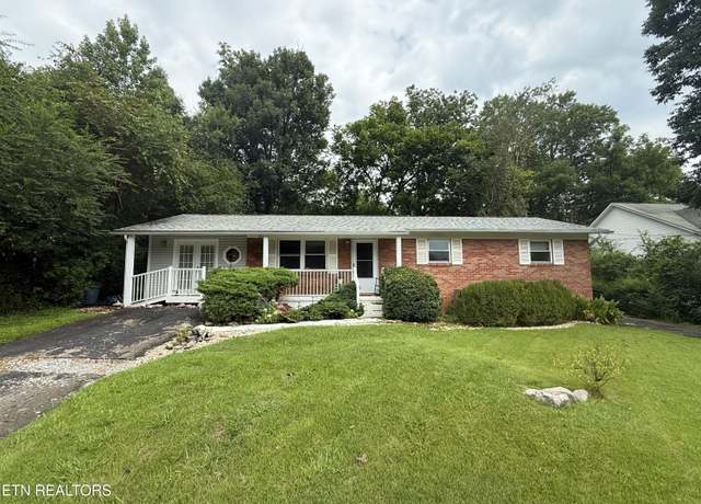 Property at 442 Robertsville Rd, Oak Ridge, TN 37830, 3 beds, 1 bath