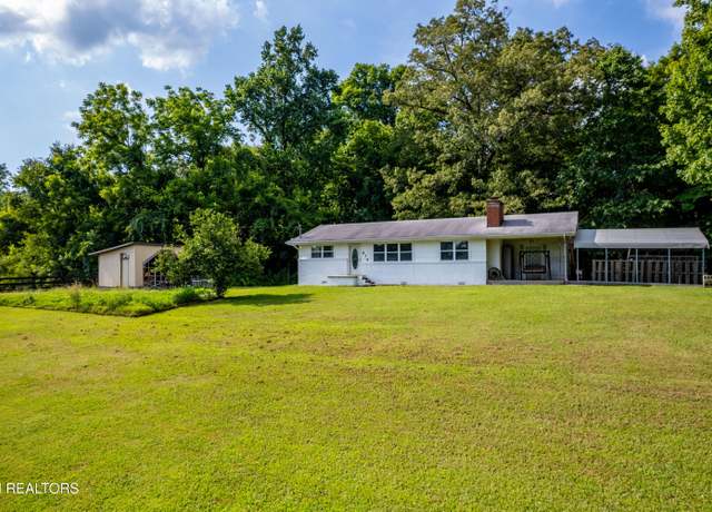 Property at 816 Thorn Grove Pike Pike, Strawberry Plains, TN 37871, 2 beds, 1 bath