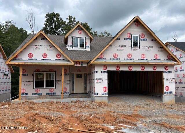 Property at 1736 Green Meadows Ln, Lenoir City, TN 37771, 3 beds, 3.5 baths
