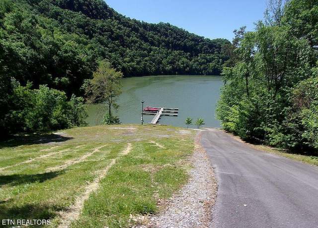 Property at 38 Five Oaks Cir, Whitesburg, TN 37891