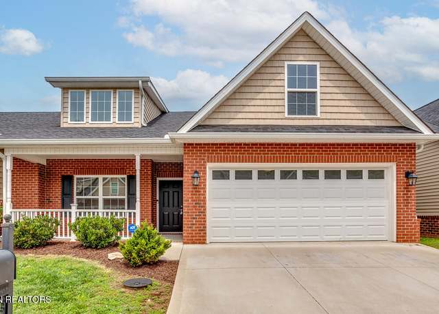 Property at 1336 Hazelgreen Way, Knoxville, TN 37912, 2 beds, 2 baths