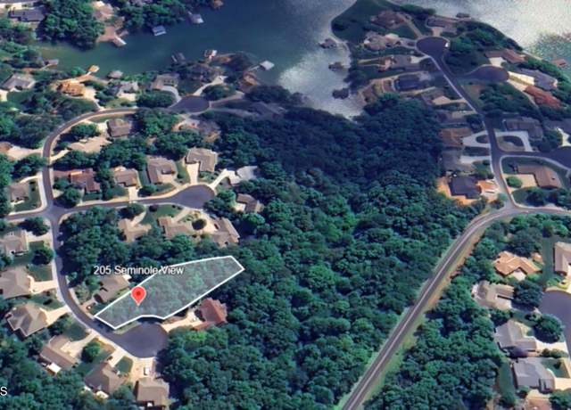 Property at 205 Seminole Vw, Loudon, TN 37774