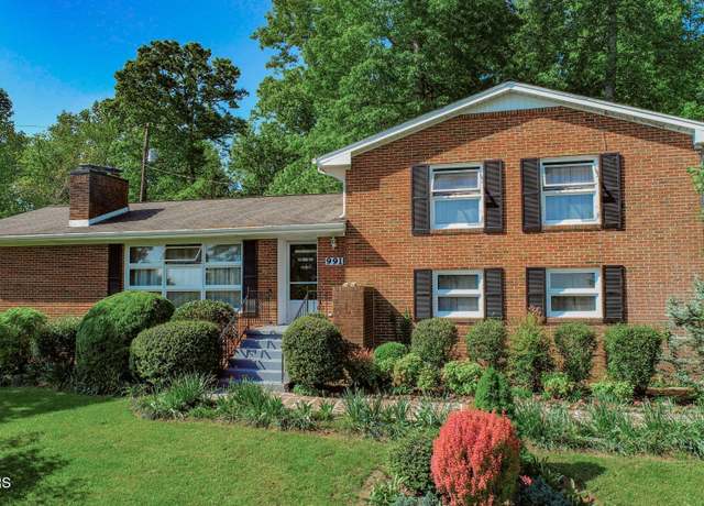 Property at 991 Missionary Ridge Rd, Newport, TN 37821, 3 beds, 2 baths