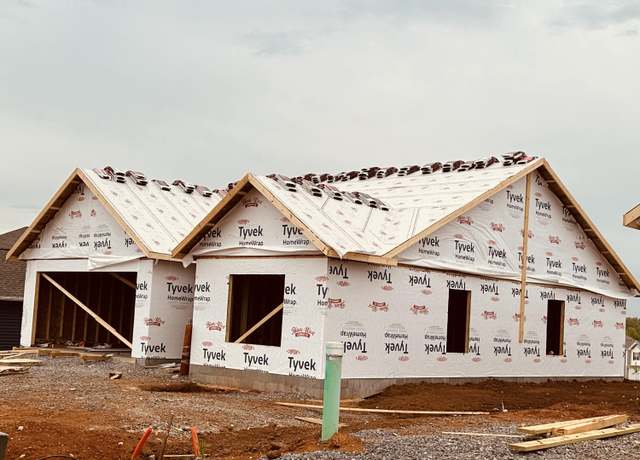 Property at 1209 Cole Dr, Talbott, TN 37877, 3 beds, 2 baths