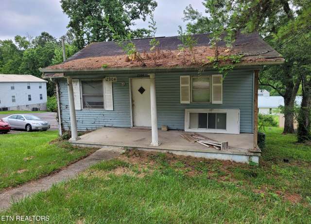 Property at 2904 Greenway Dr, Knoxville, TN 37918, 3 beds, 4 baths