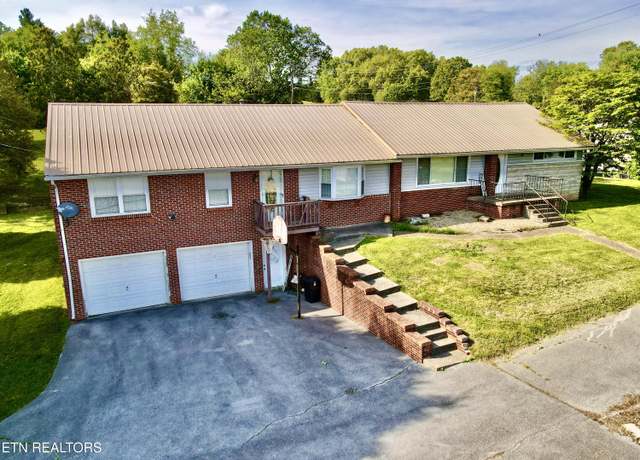 Property at 104 Knox St, New Tazewell, TN 37825, 3 beds, 2 baths