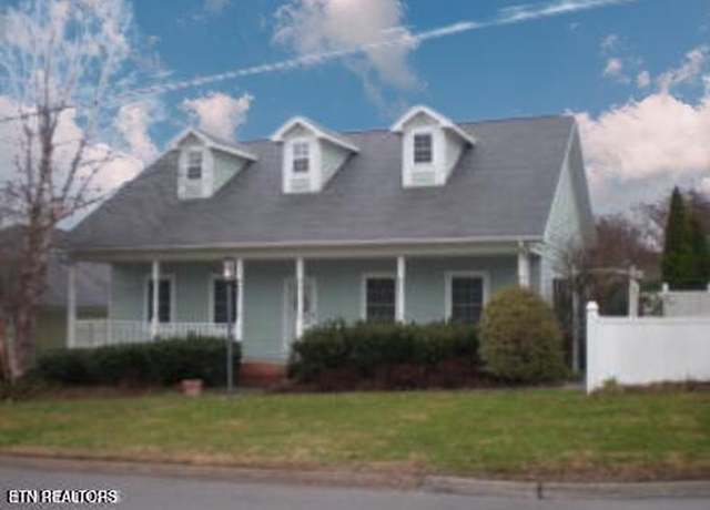 Property at 116 W Gettysburg Ave, Oak Ridge, TN 37830, 3 beds, 2 baths