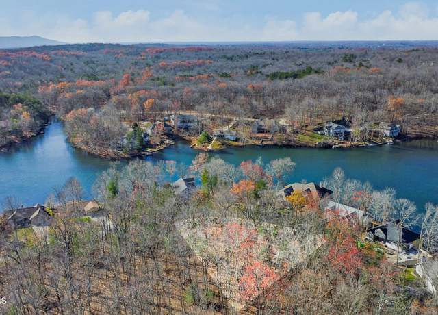 Property at 110 Sherwood Cir, Crossville, TN 38558