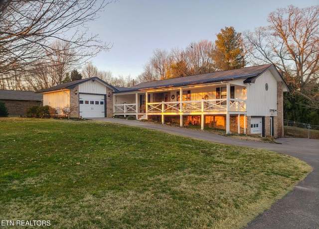 Property at 1038 Valley View Cir, Sevierville, TN 37876, 5 beds, 3 baths