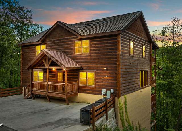 Property at 2684 Owens Rdg Way, Pigeon Forge, TN 37876, 6 beds, 6.5 baths