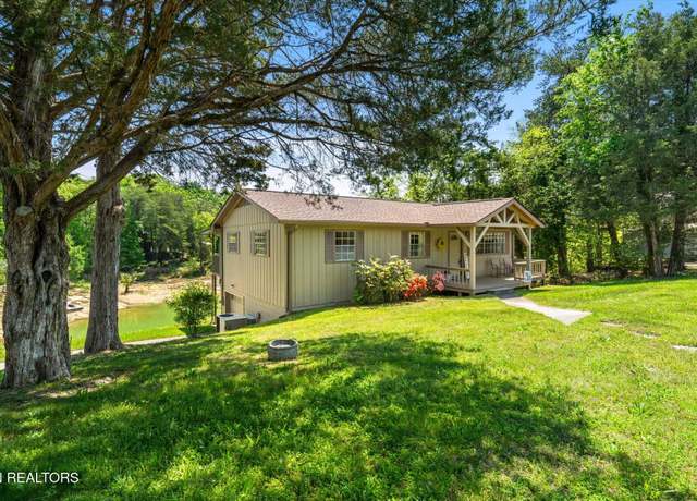 Property at 925 Lake Smoky Rd, Sevierville, TN 37876, 3 beds, 2 baths
