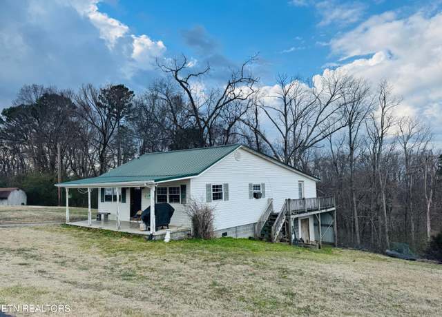 Property at 1221 Brady Rd, Newport, TN 37821, 2 beds, 1.5 baths