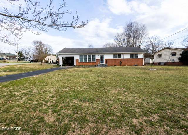 Property at 325 Hale Ave, Morristown, TN 37813, 3 beds, 1.5 baths