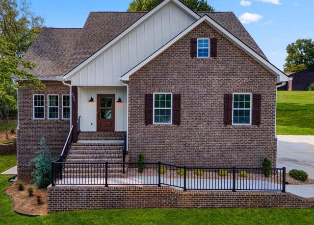 Property at 295 Caulderwood Ln, Lenoir City, TN 37771, 5 beds, 3.5 baths