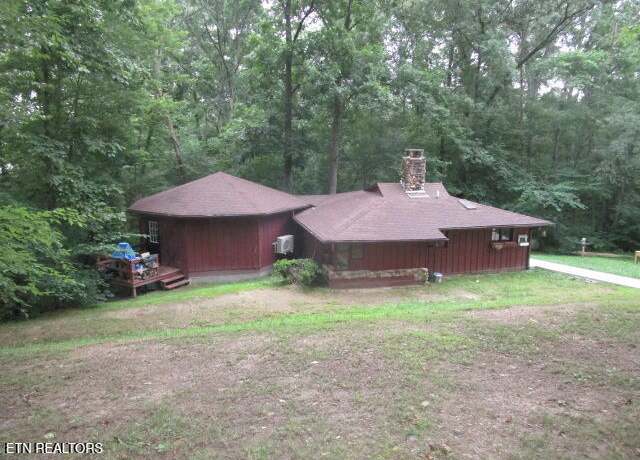 Property at 262 Mountain View Dr, Rutledge, TN 37861, 2 beds, 2 baths