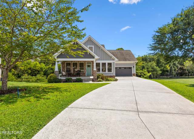 Property at 2130 Leah Ln, Maryville, TN 37803, 4 beds, 3.5 baths