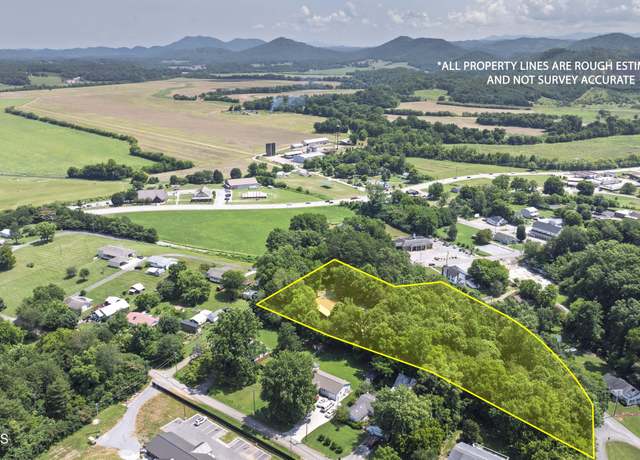 Property at 150 4th St, Tellico Plains, TN 37385, 2 beds, 1.5 baths