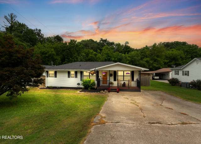 Property at 2390 Wildwood Rd, Maryville, TN 37804, 3 beds, 1.5 baths