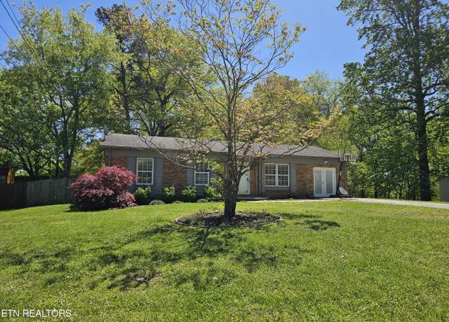 Property at 2328 Quail Hollow Rd, Knoxville, TN 37923, 3 beds, 1.5 baths