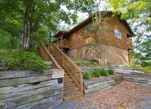 Property at 2859 Eagle Crest Way, Sevierville, TN 37876, 2 beds, 2 baths