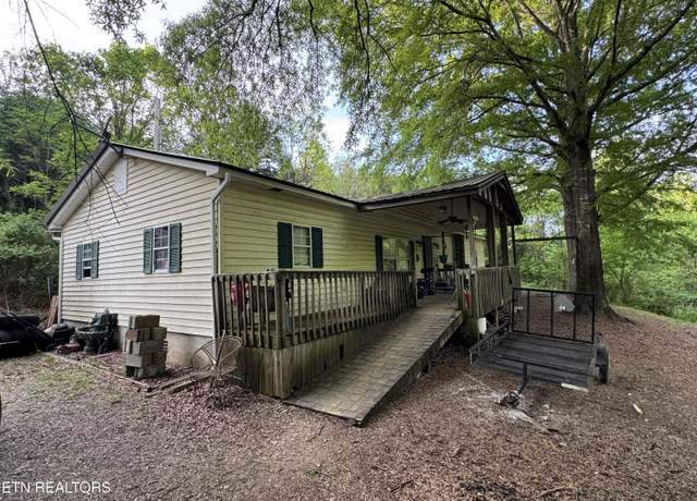 Property at 3441 Glendale Rd, Bybee, TN 37713, 3 beds, 2 baths