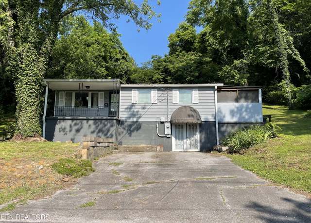 Property at 404 Marshal St, Clinton, TN 37716, 3 beds, 1.5 baths