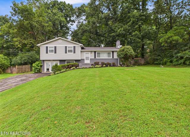 Property at 4425 Deerfield Rd, Knoxville, TN 37921, 3 beds, 2 baths