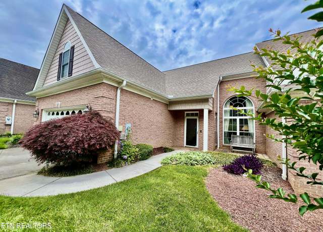 Property at 1077 Creekside Village Way, Seymour, TN 37865, 3 beds, 2.5 baths