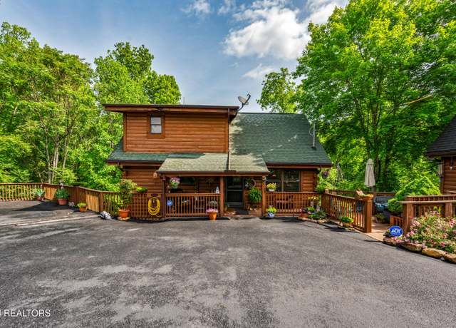 Property at 3209 Bear Country Way, Sevierville, TN 37876, 2 beds, 3 baths