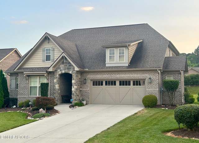 Property at 635 Briarstone Ln, Knoxville, TN 37934, 3 beds, 3 baths