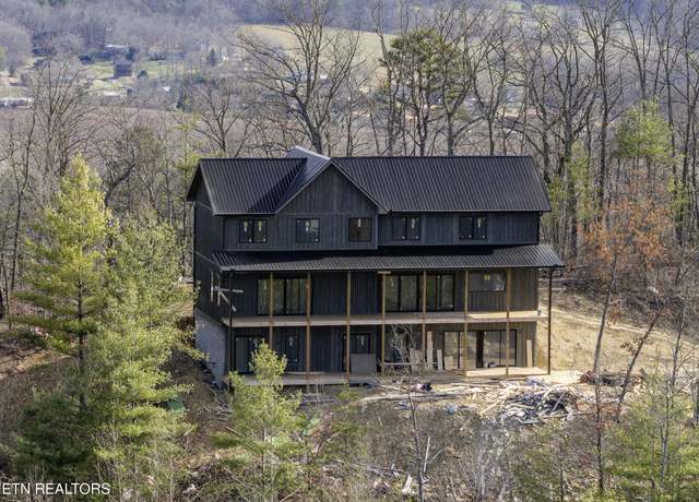 Property at 2065 Spurling Rd, Sevierville, TN 37876, 5 beds, 5.5 baths