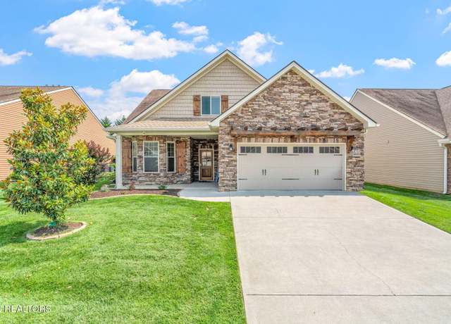 Property at 12084 Woodhollow Ln, Knoxville, TN 37932, 4 beds, 3 baths