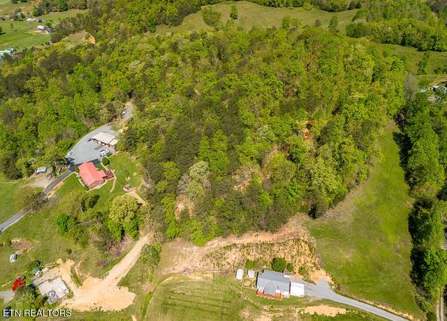 Property at 1009 Franklin Ln, Sevierville, TN 37862