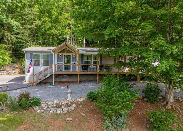 Property at 235 Neely Dr, New Tazewell, TN 37825, 3 beds, 2 baths
